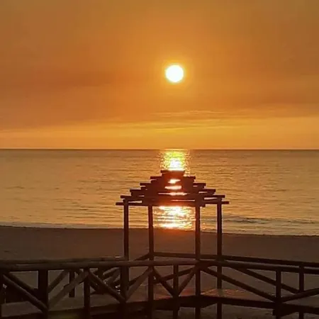 Santuario De Regla Playa Bajo A アパート